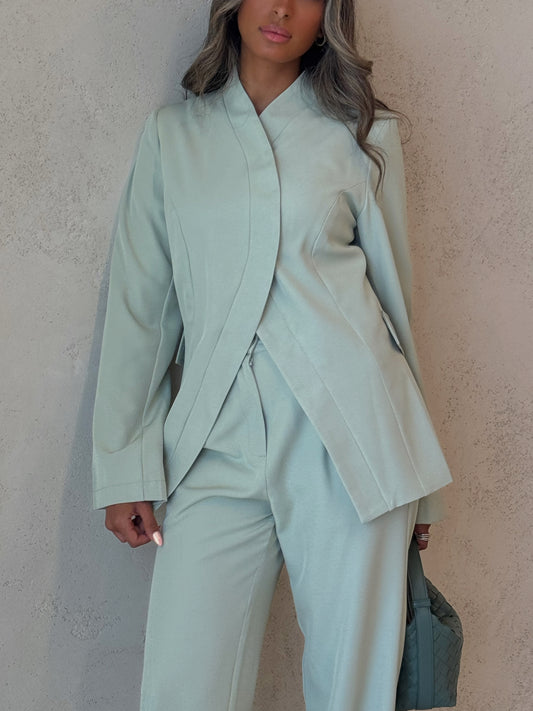 DOWNTOWN BLAZER