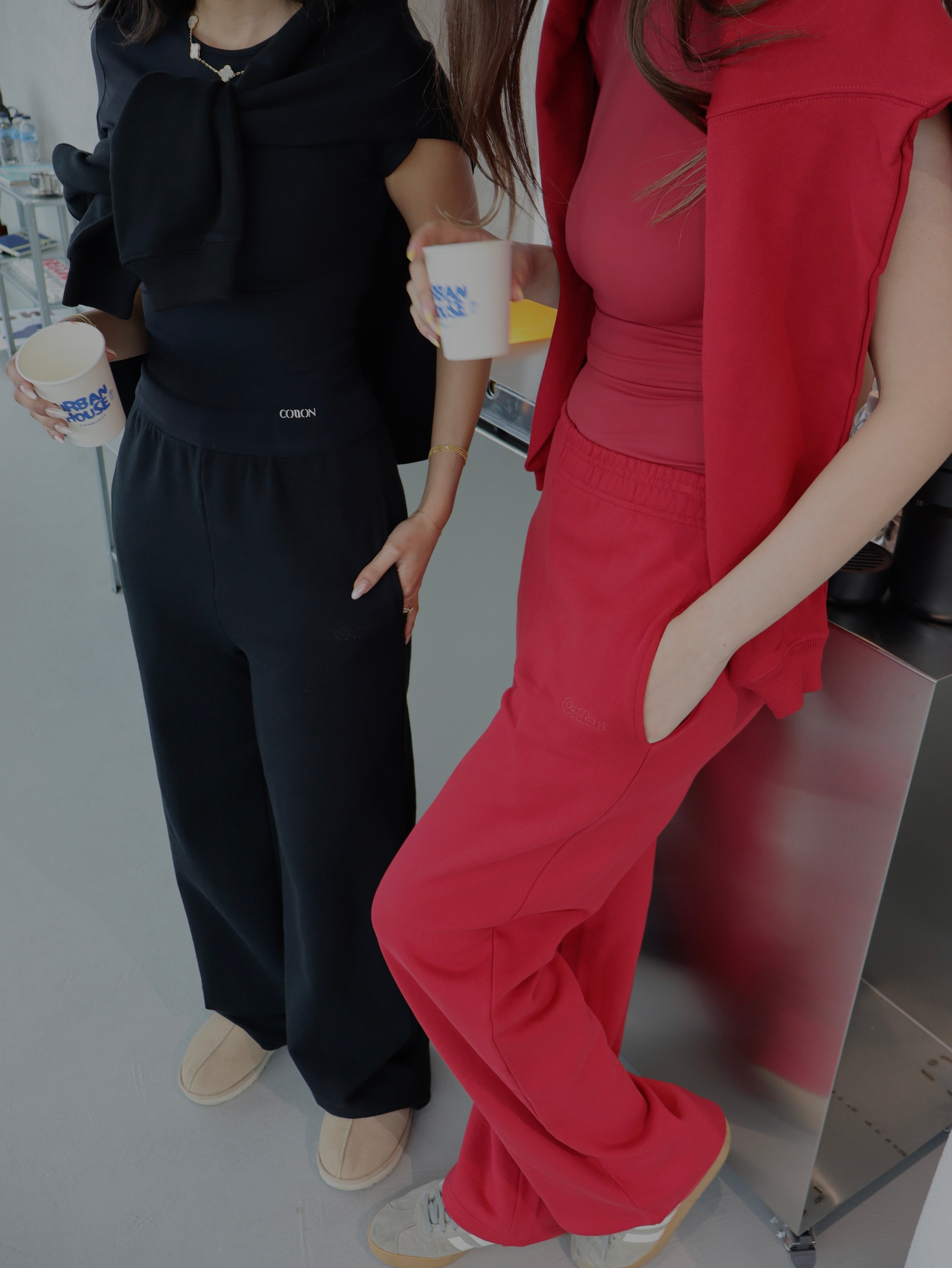 Straight leg sweatpants