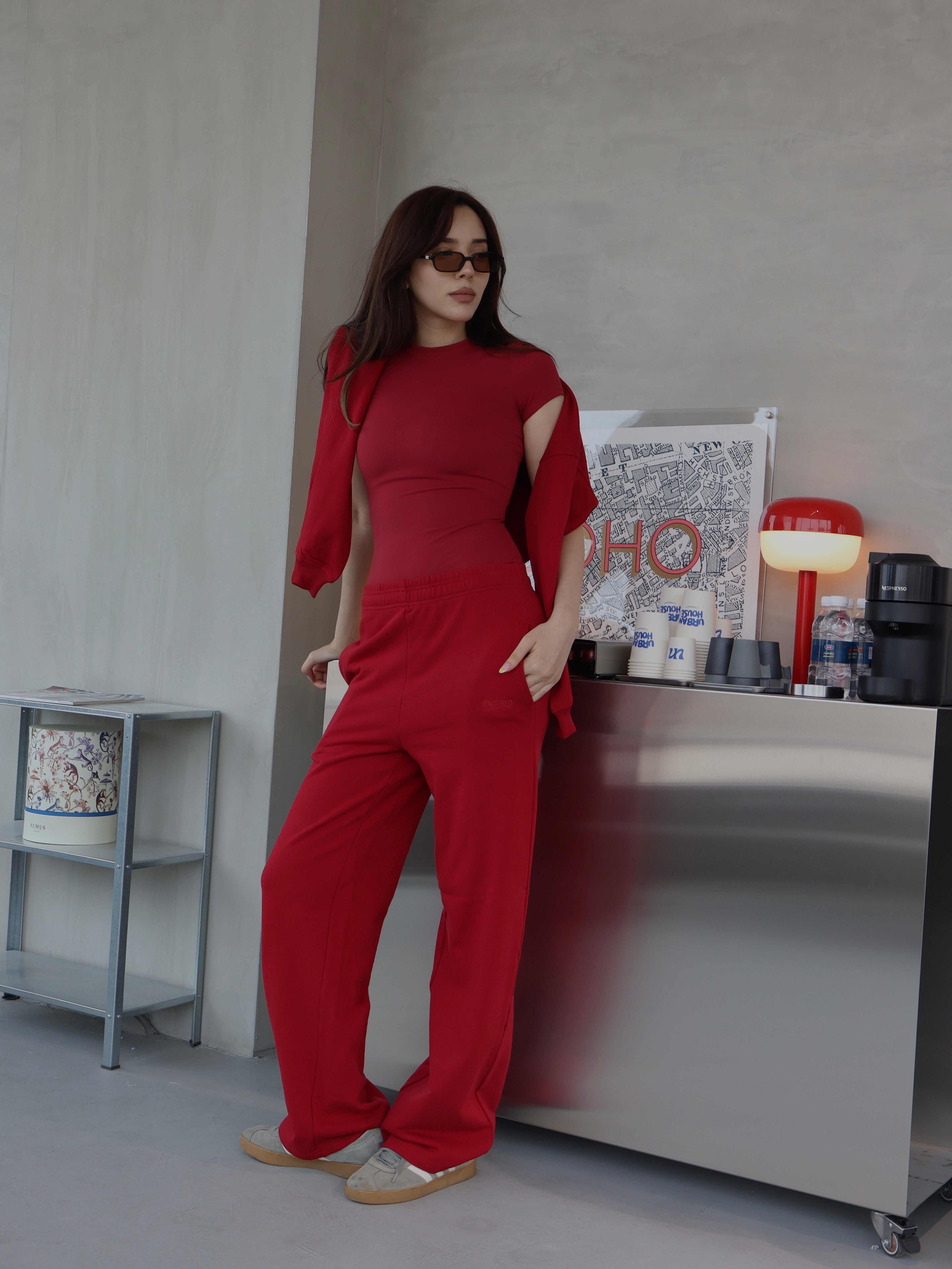 Straight leg sweatpants